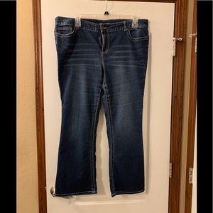 Maurice Straight Leg Jeans. Plus size 22 Short.